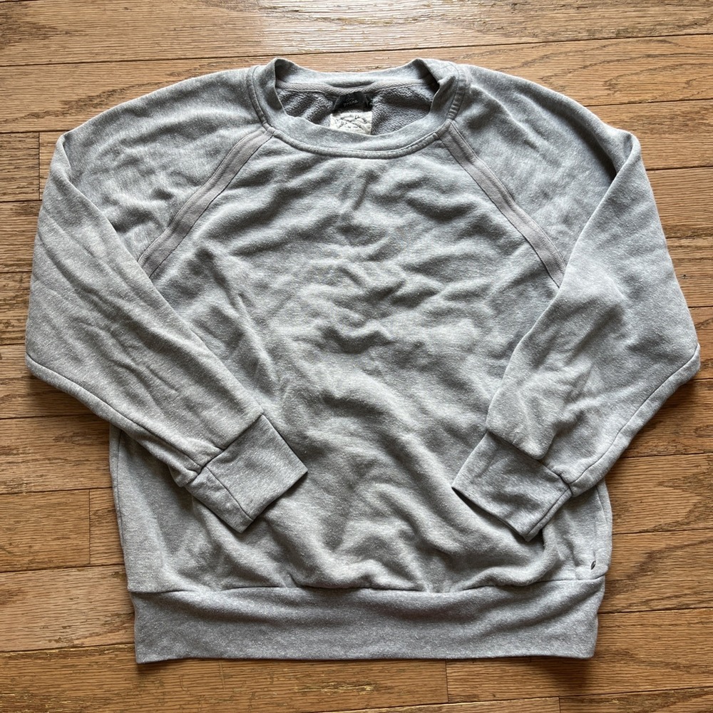 Prana Sweatshirt Women Large Gray Crewneck Long Sleeve‎ Pullover Sweater Preppy